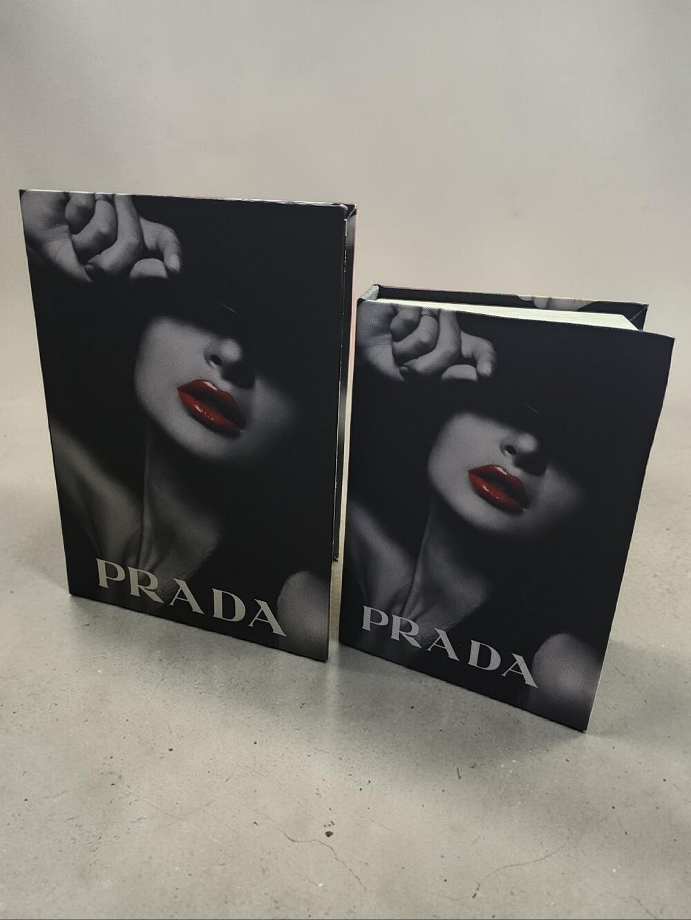 Fashion  Decorative Hardcover Set with Red Lip Artwork/Jewelry Case